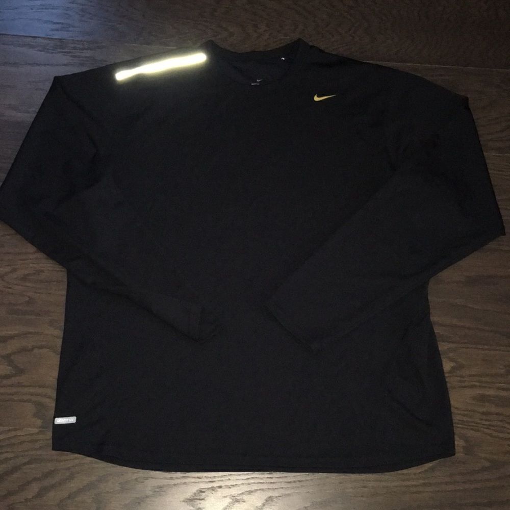 Black Nike DriFit UV reflective running Swoosh Training Sports LS T shirt L
